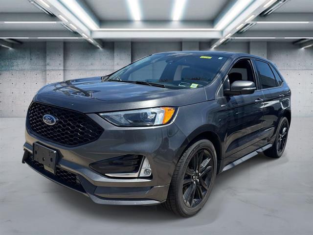 2020 Ford Edge ST-Line AWD's photo