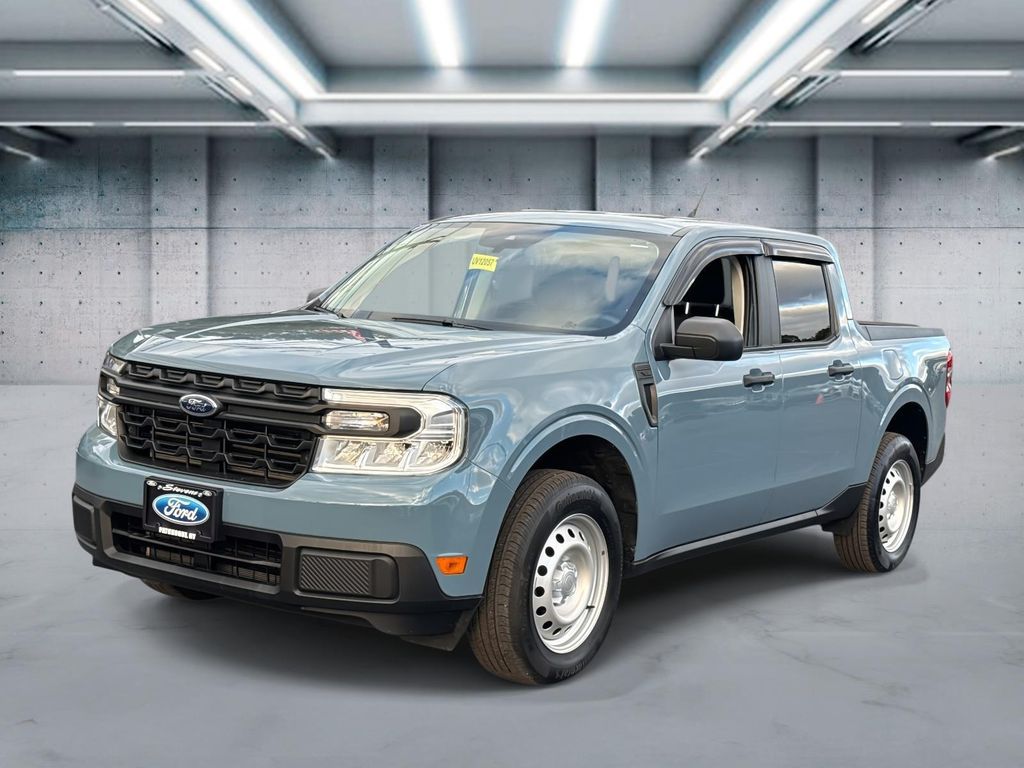 2023 Ford Maverick XL's photo