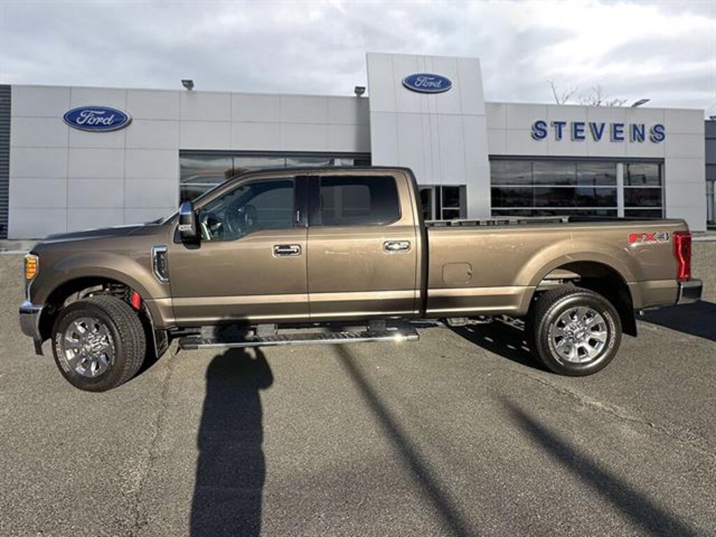 Used 2017 Ford Super Duty F-250 SRW Lariat