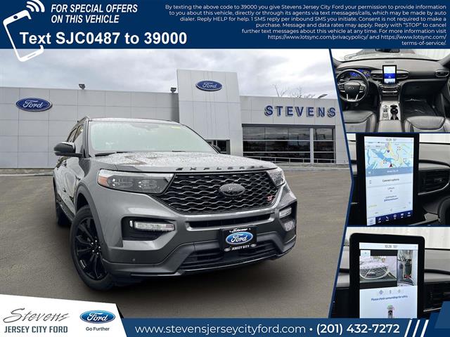 2021 Ford Explorer ST's photo