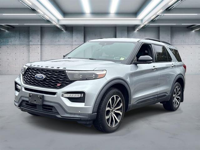 2020 Ford Explorer ST SUV