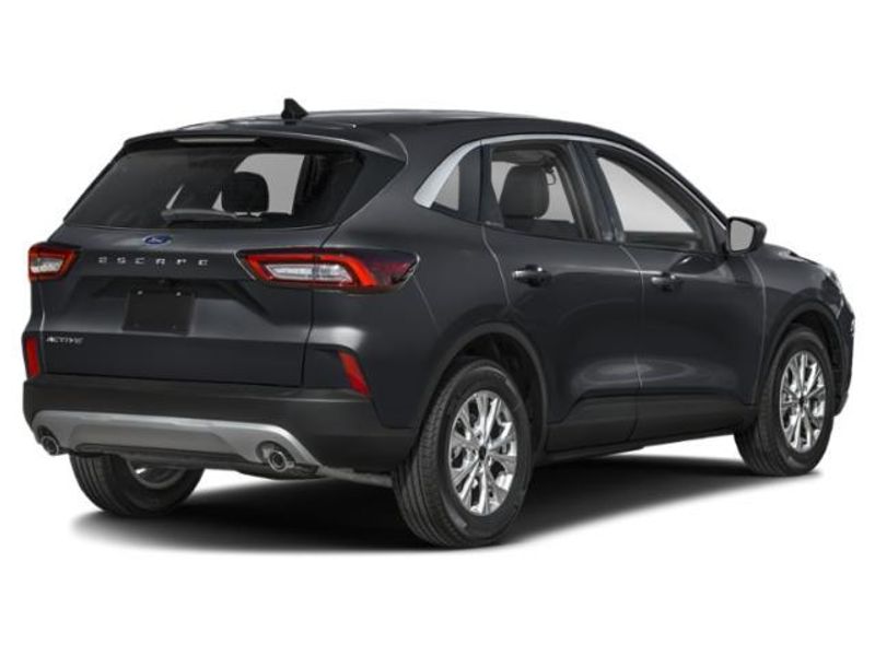 2025 Ford Escape Active photo 2