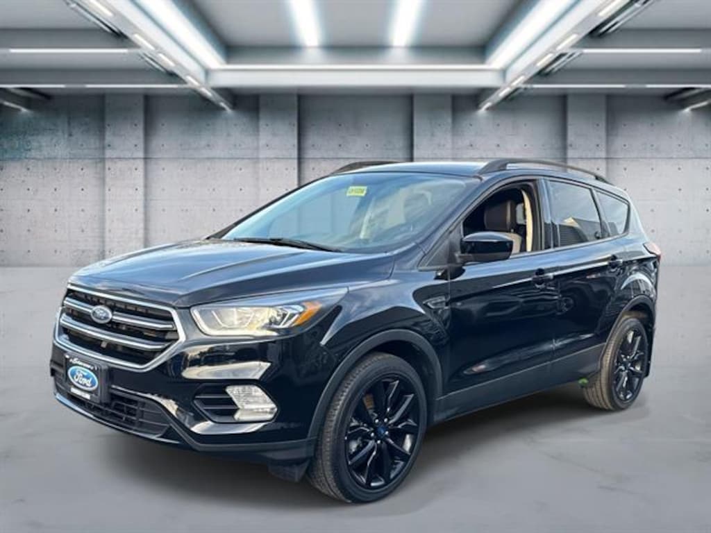 Used 2019 Ford Escape AWD SE 4dr SUV
