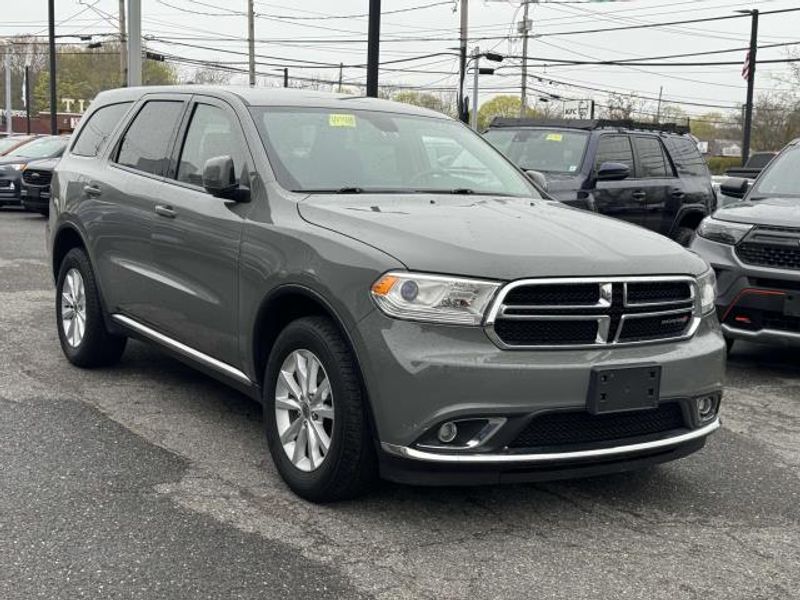 Used 2019 Dodge Durango SXT with VIN 1C4RDJAG1KC599490 for sale in Patchogue, NY