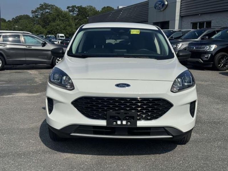 2022 Ford Escape SE Plug-In Hybrid photo 3