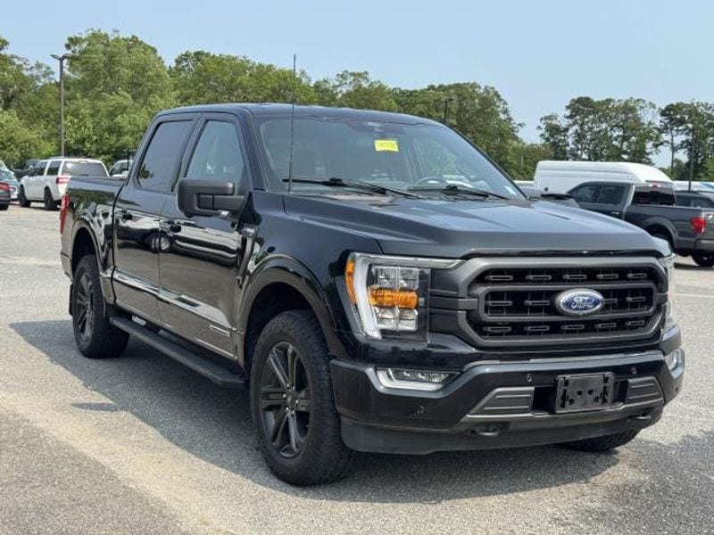Used 2021 Ford F-150 XLT with VIN 1FTFW1ED8MFC68579 for sale in Patchogue, NY