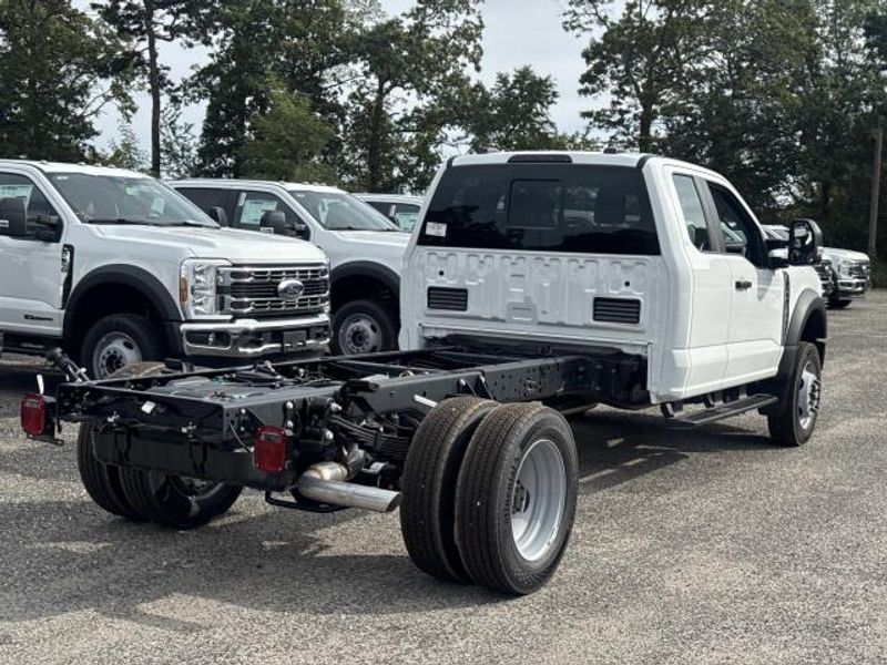 2026 Ford F-550 XL photo 3
