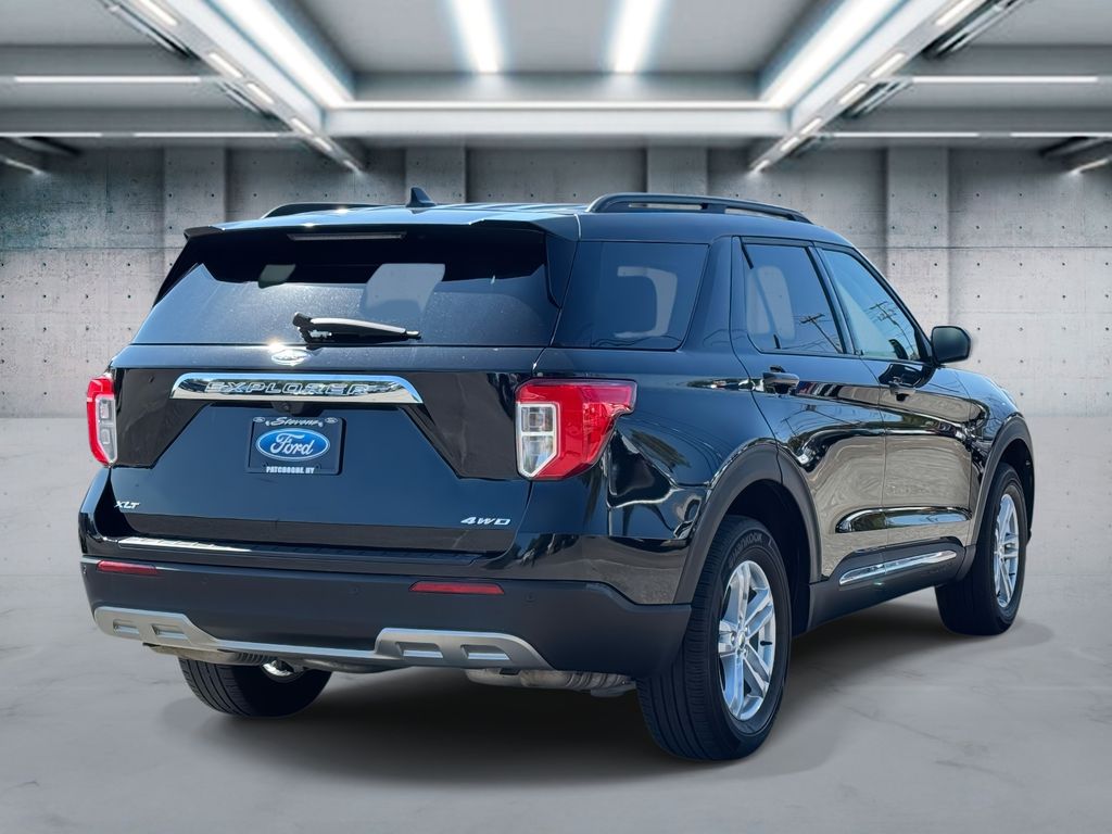2022 Ford Explorer XLT photo 4