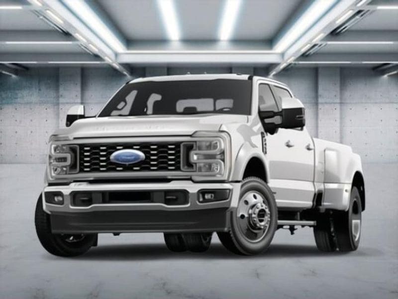 2026 Ford F-450 Super Duty Lariat's photo