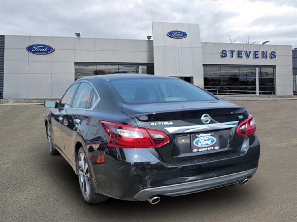 Used 2017 Nissan Altima