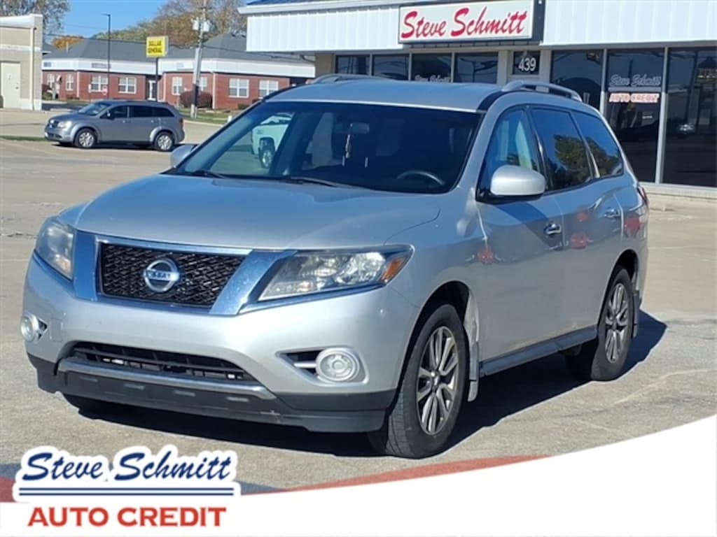 Used 2015 Nissan Pathfinder S SUV