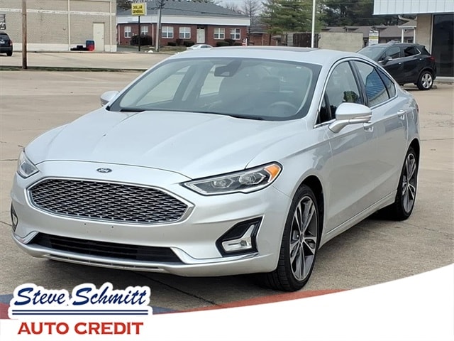 2019 Ford Fusion Titanium's photo