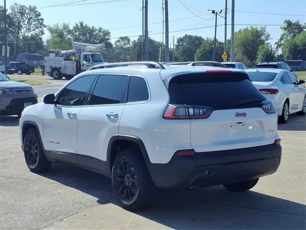 Used 2019 Jeep Cherokee Latitude Plus SUV
