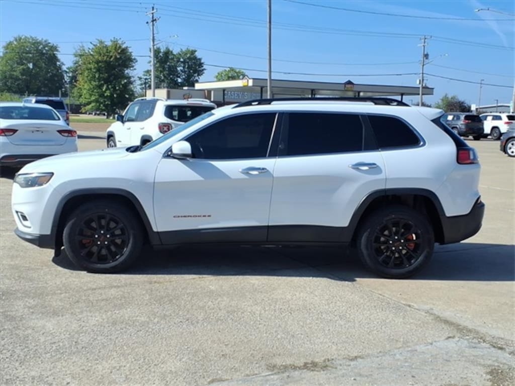 Used 2019 Jeep Cherokee Latitude Plus SUV