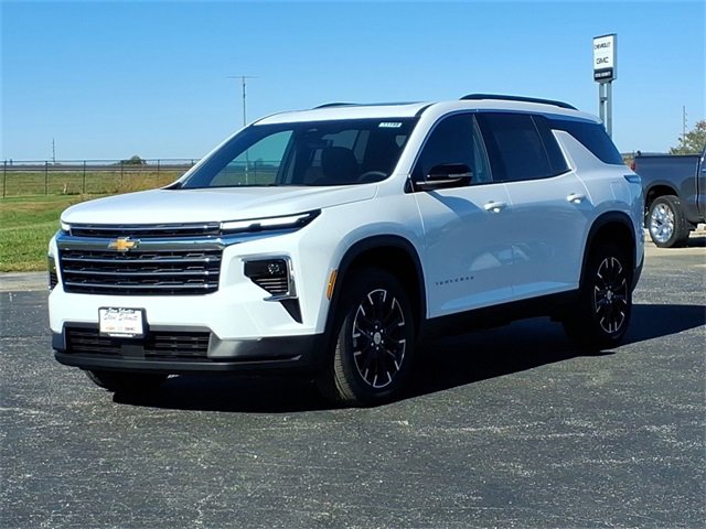 2026 Chevrolet Traverse LT's photo