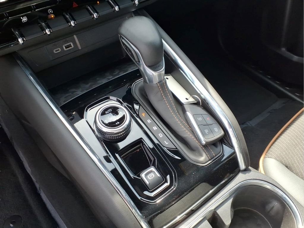 2024 GMC Canyon AT4 - Photo 6