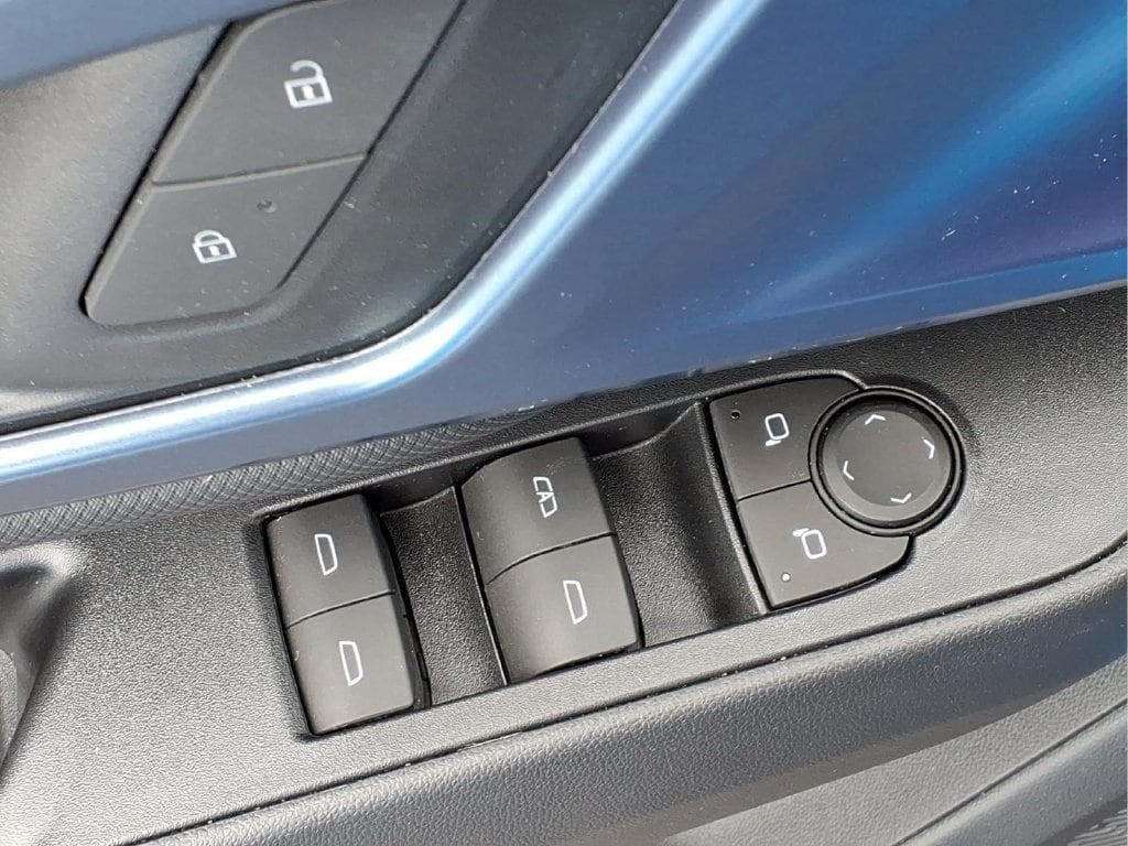 2024 Chevrolet Equinox EV LT - Photo 19