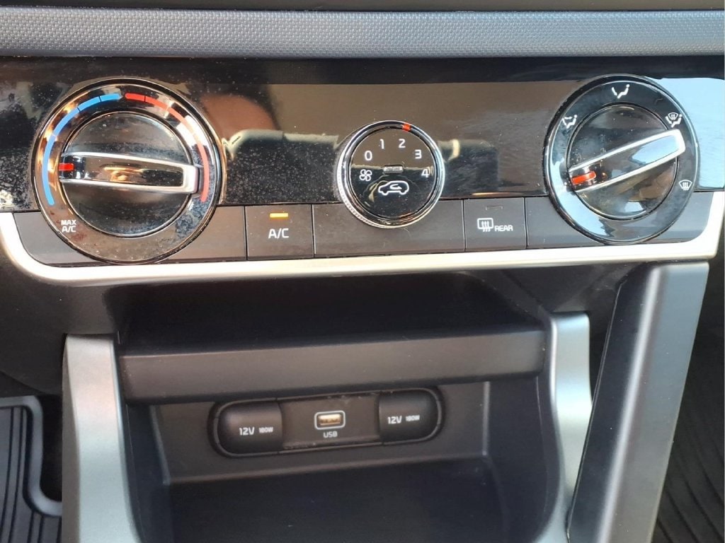 2021 Kia Seltos S - Photo 12