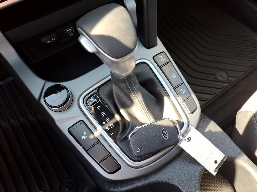 2021 Kia Seltos S - Photo 13