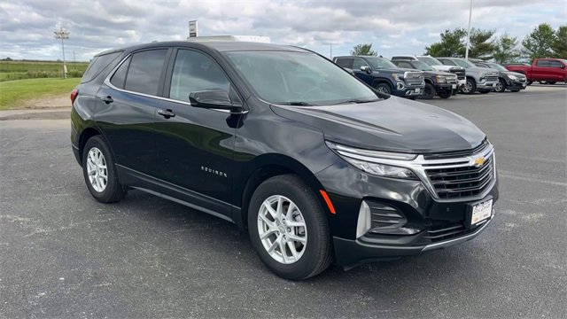 Used 2023 Chevrolet Equinox LT with VIN 3GNAXKEG0PL174009 for sale in Litchfield, IL