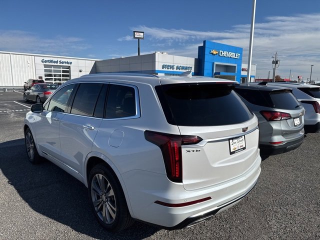 2025 Cadillac XT6 Premium Luxury photo 4