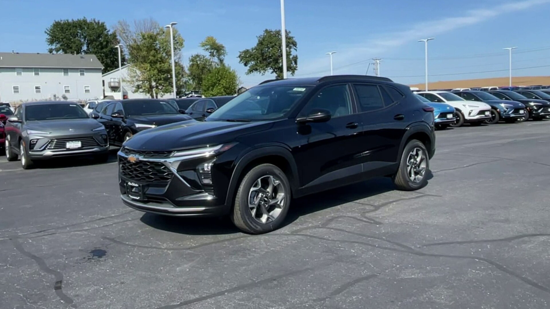 2026 Chevrolet Trax LT photo 3