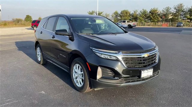 Used 2022 Chevrolet Equinox LT with VIN 3GNAXKEV4NL303753 for sale in Litchfield, IL