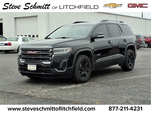 2022 GMC Acadia AT4's photo