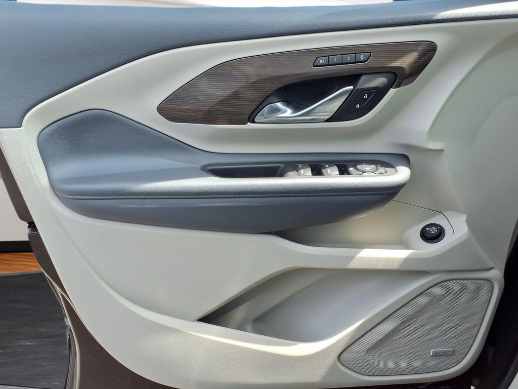 2023 GMC Terrain Denali - Photo 10