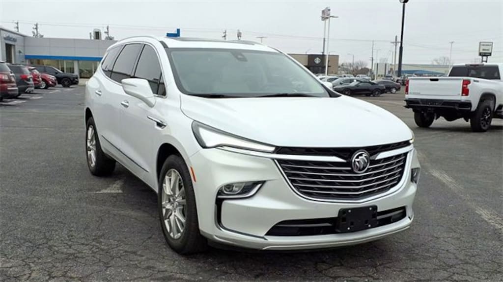 Used 2023 Buick Enclave Essence SUV