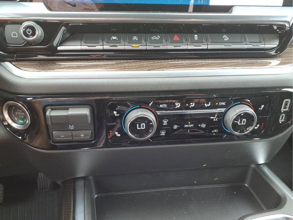 2026 Chevrolet Silverado 1500 LT Trail Boss - Photo 10