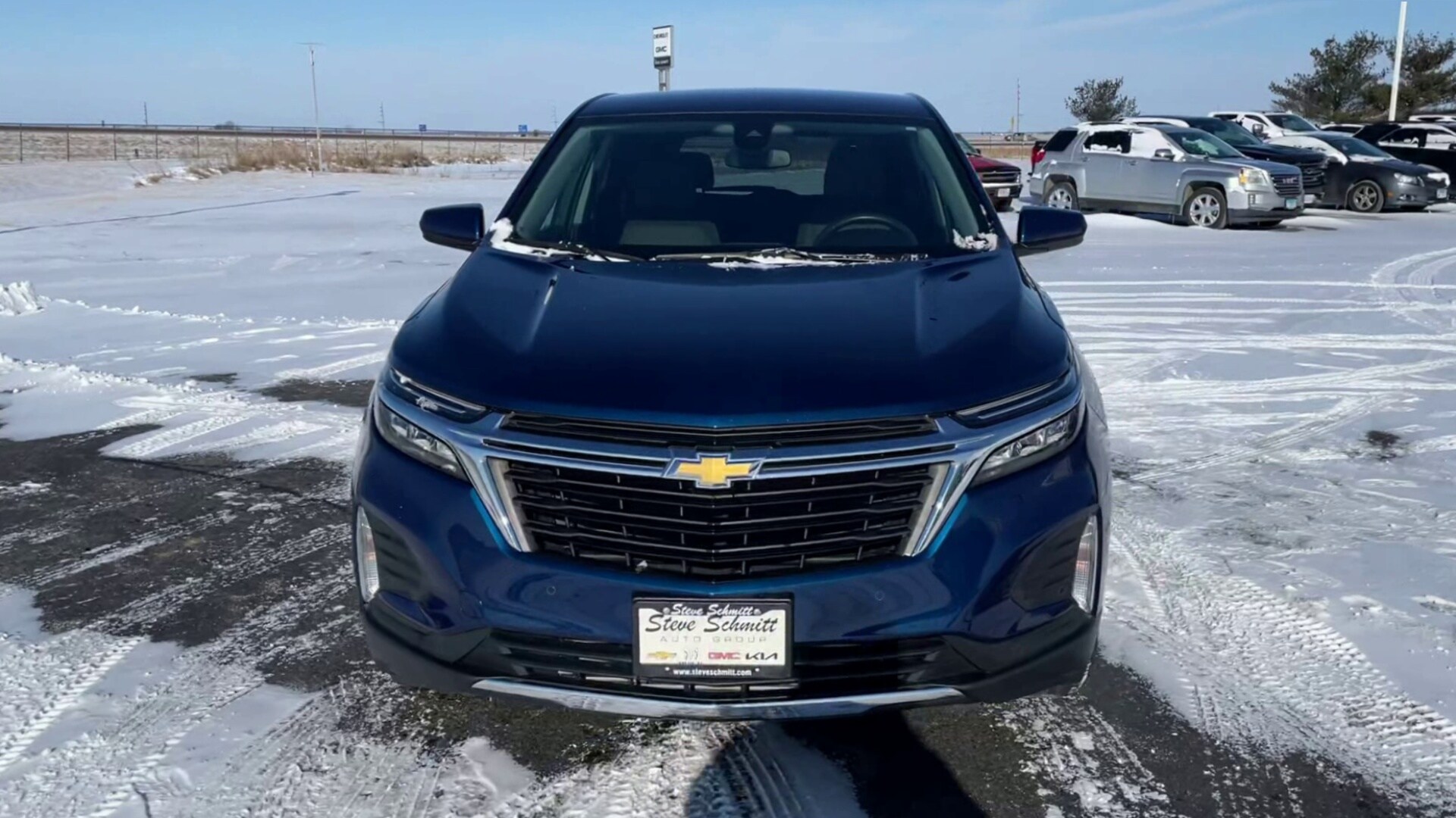 2022 Chevrolet Equinox LT photo 3