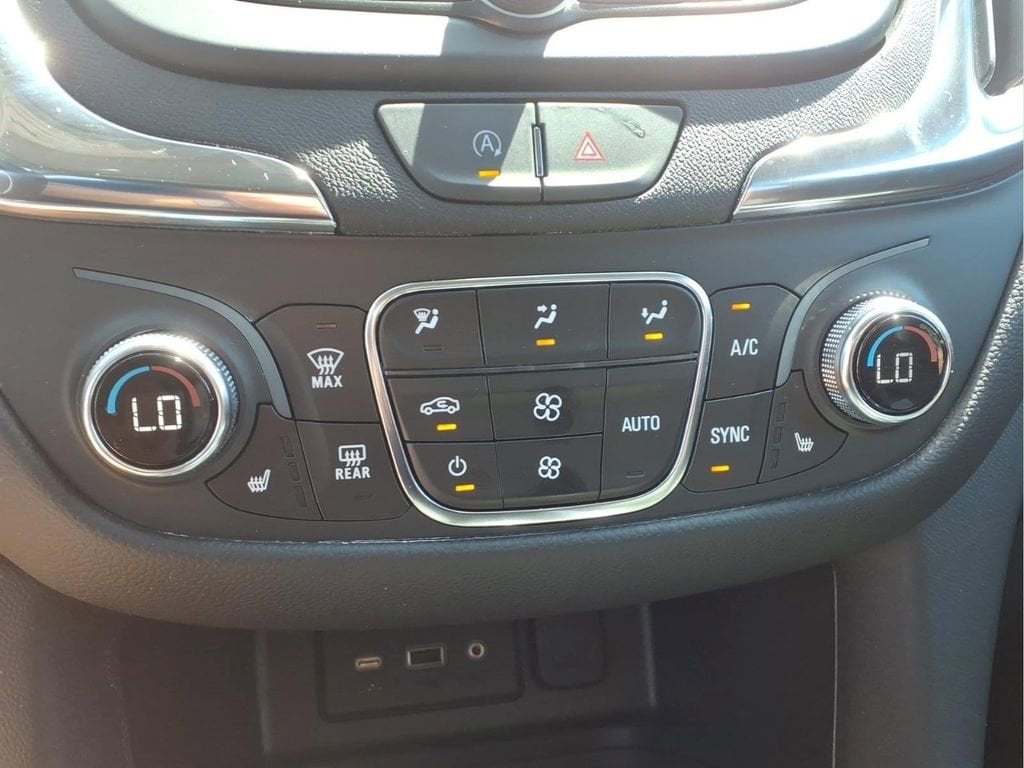 2024 Chevrolet Equinox LT - Photo 15
