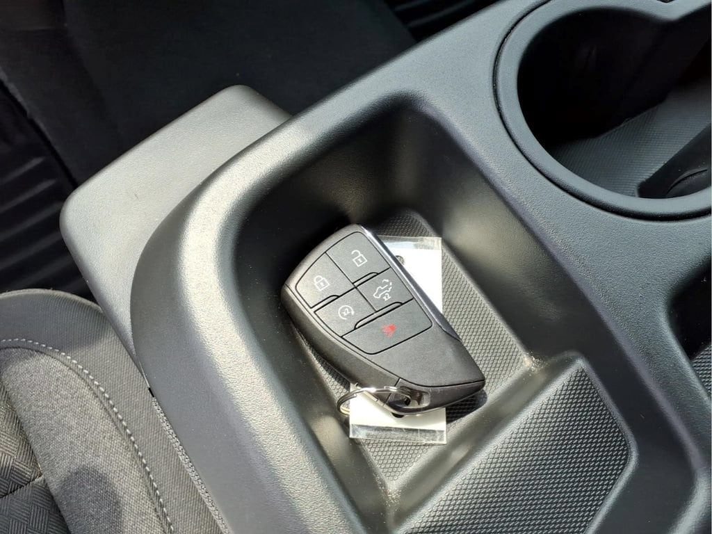 2025 Chevrolet Silverado 1500 LT - Photo 12