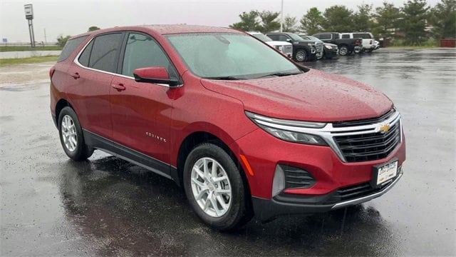 Used 2023 Chevrolet Equinox LT with VIN 3GNAXKEG3PS148185 for sale in Litchfield, IL
