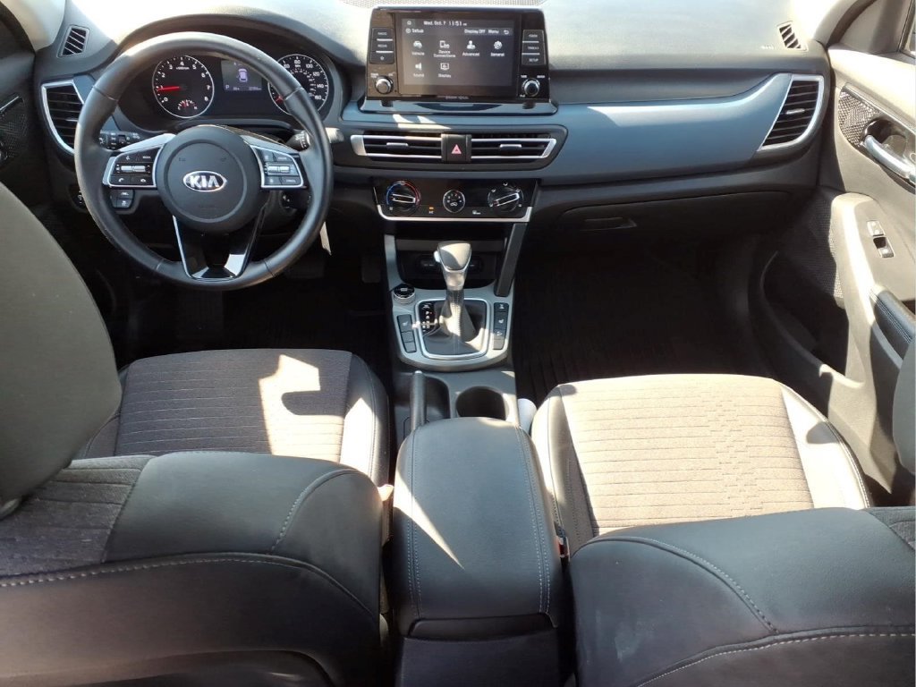 2021 Kia Seltos S - Photo 7