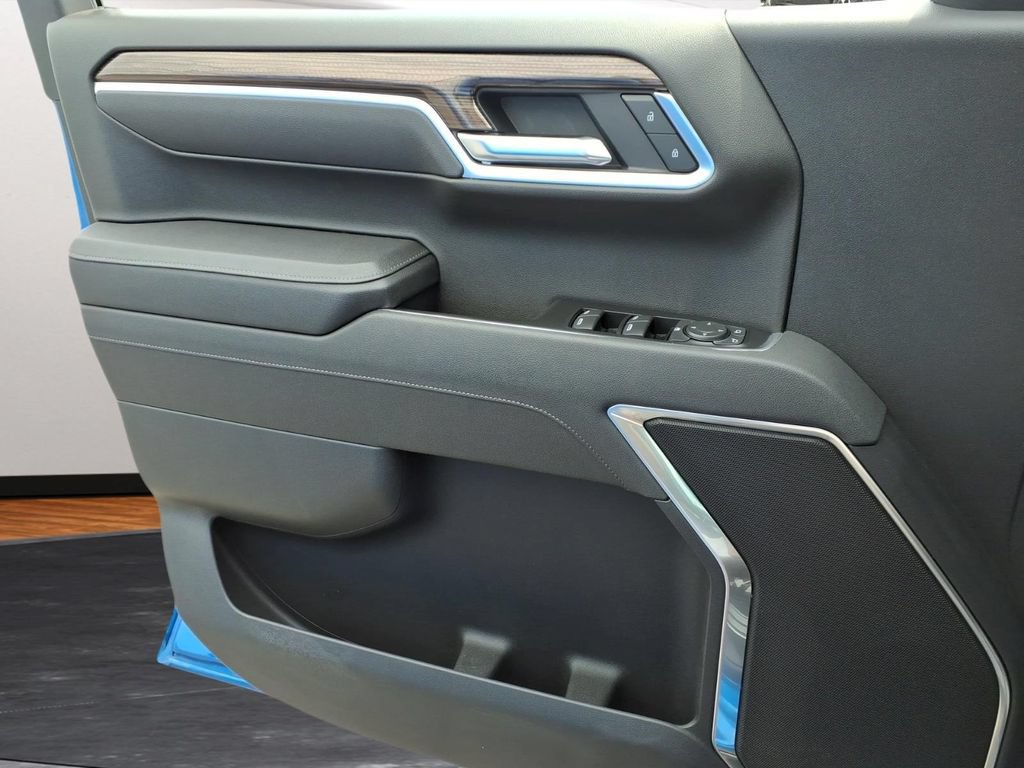 2025 Chevrolet Silverado 1500 LT - Photo 16