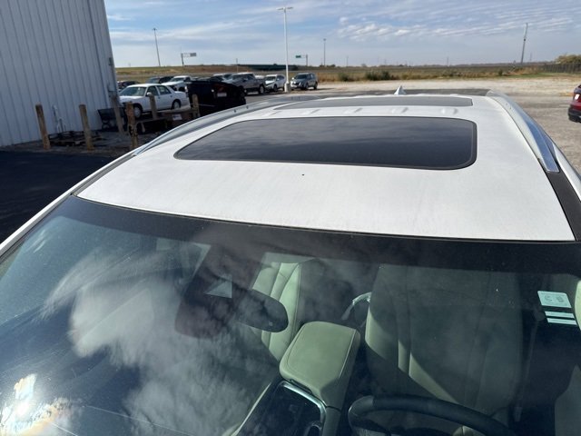 2023 Buick Enclave Essence photo 2