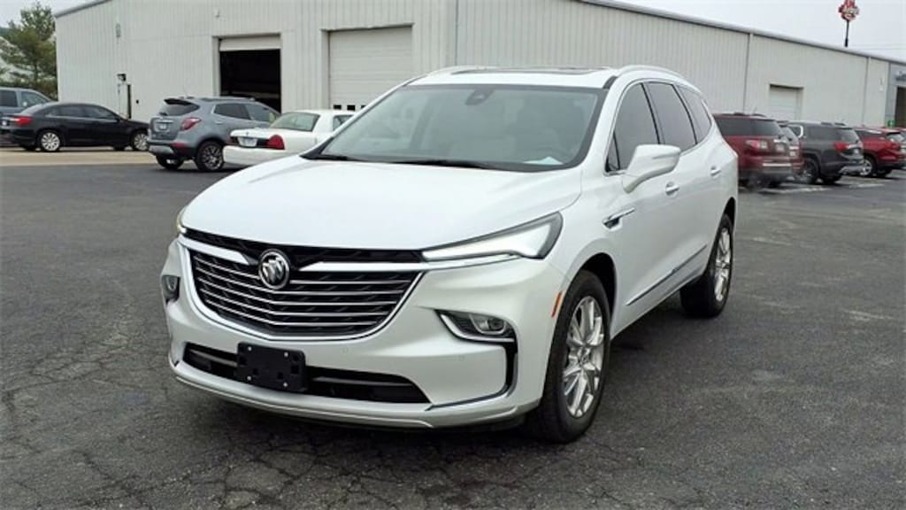 Used 2023 Buick Enclave Essence SUV