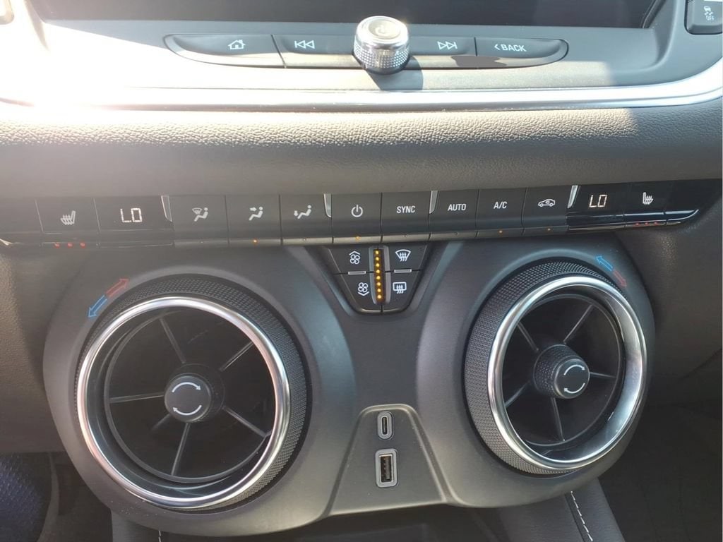 2024 Chevrolet Blazer 2LT - Photo 12
