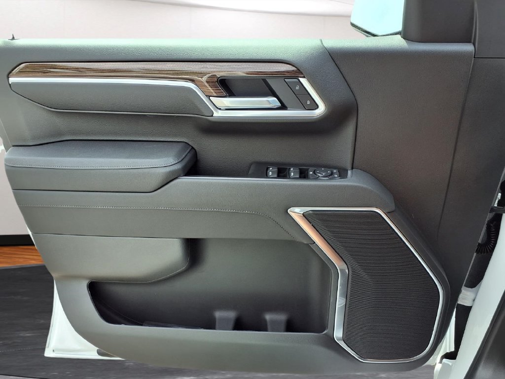 2026 Chevrolet Silverado 1500 LT - Photo 13