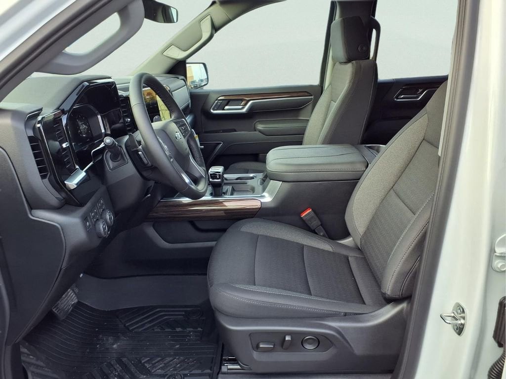 2026 Chevrolet Silverado 1500 RST - Photo 14