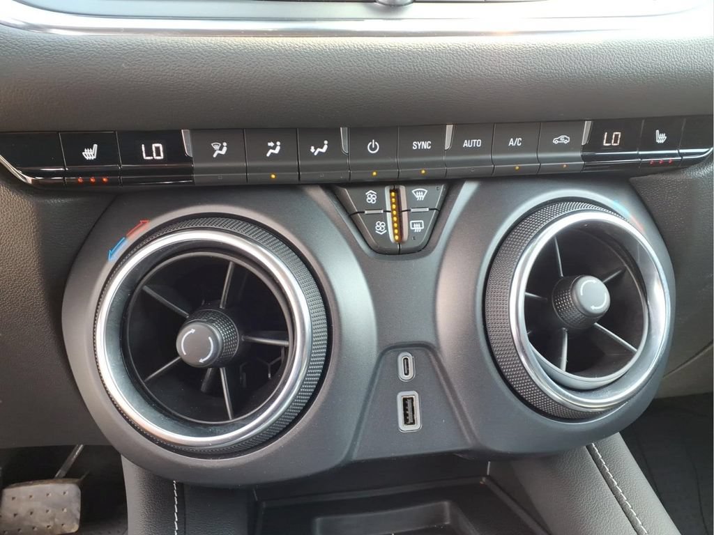 2024 Chevrolet Blazer 2LT - Photo 11