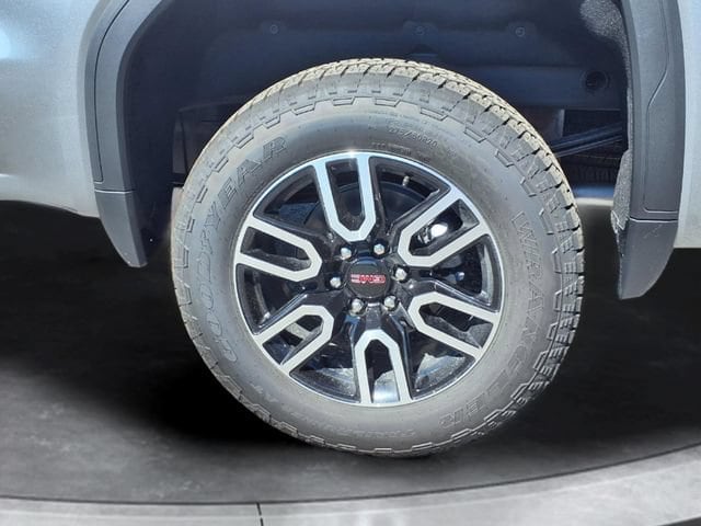 2026 GMC Sierra 1500 AT4 - Photo 15