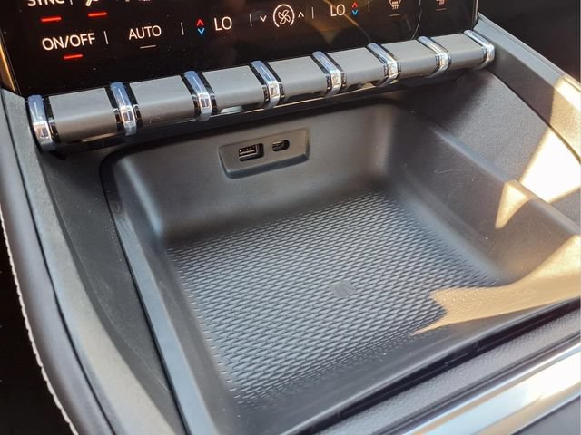 2026 GMC Terrain Denali - Photo 9