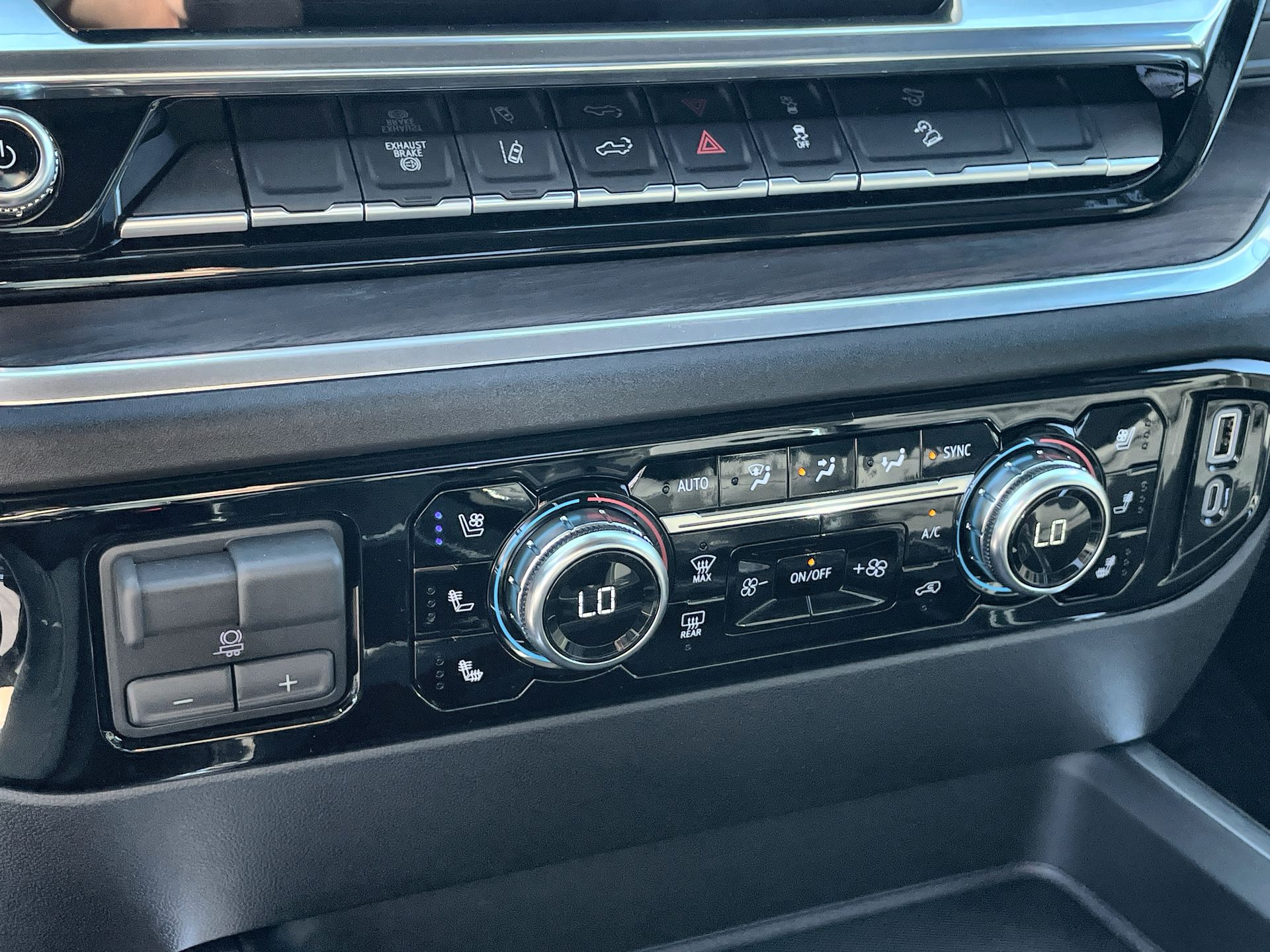 2026 GMC Sierra 2500HD SLT - Photo 53