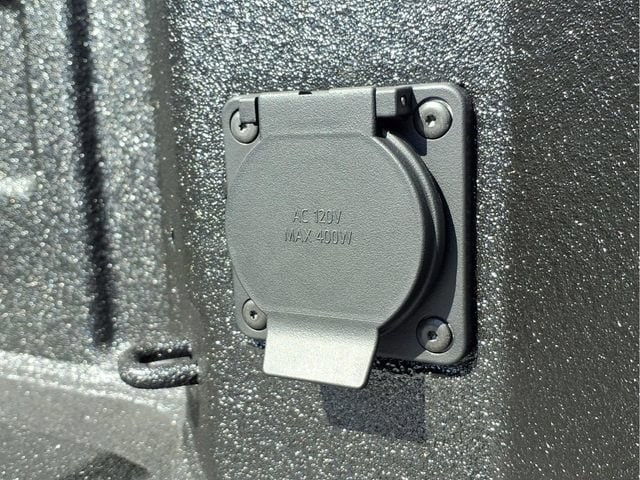 2026 GMC Sierra 1500 SLT - Photo 22