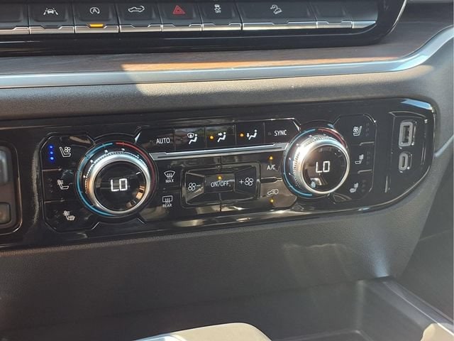 2026 GMC Sierra 1500 SLT - Photo 8