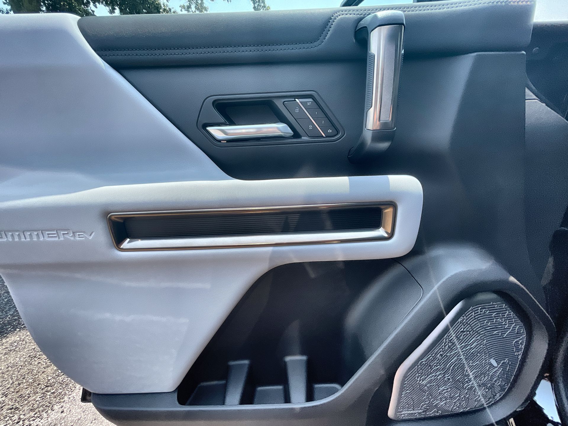 2025 GMC HUMMER EV 2X - Photo 57