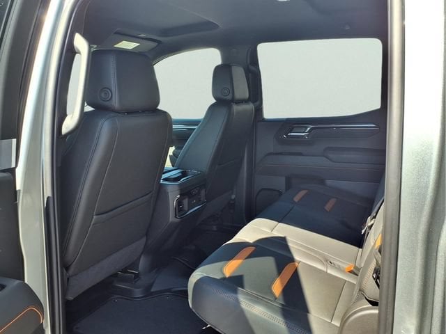 2026 GMC Sierra 1500 AT4 - Photo 17
